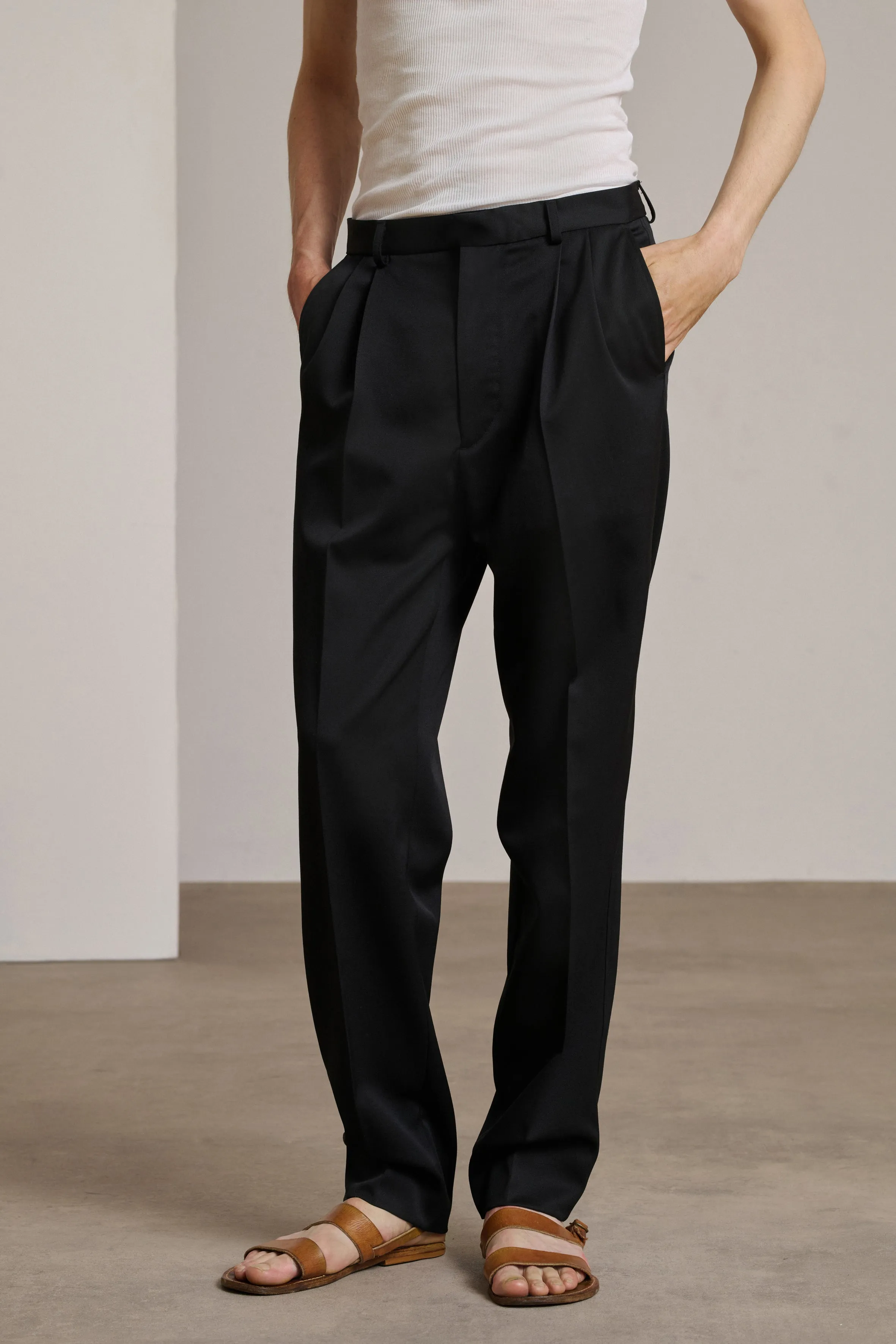 BLACK NIELS TROUSERS
