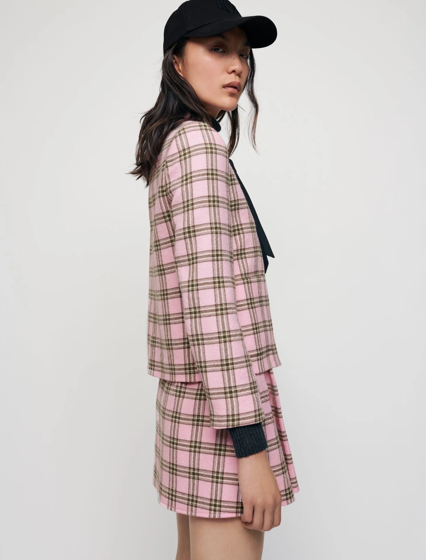 CHECKED JACKET WITH CONTRASTING NECKTIE