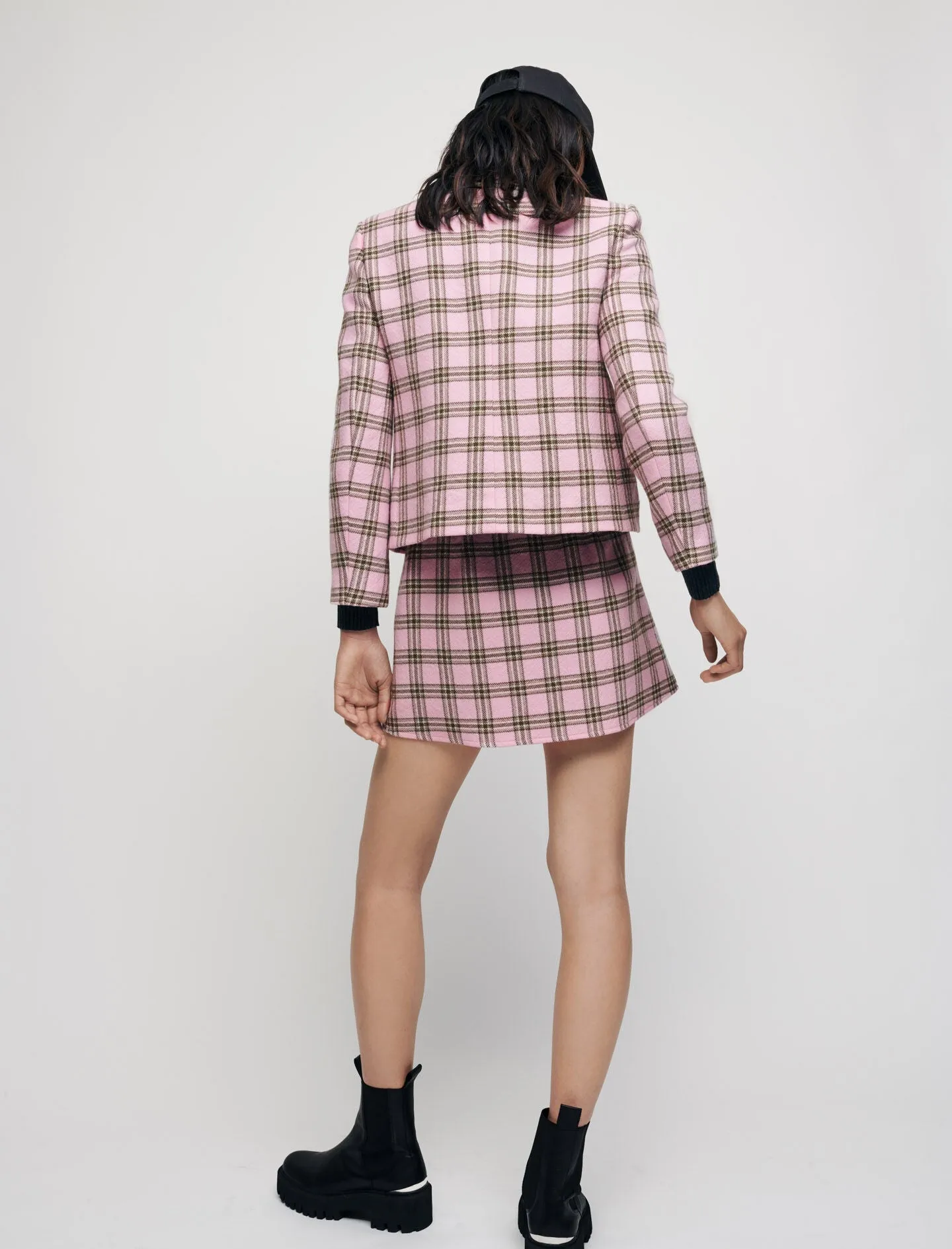 CHECKED JACKET WITH CONTRASTING NECKTIE