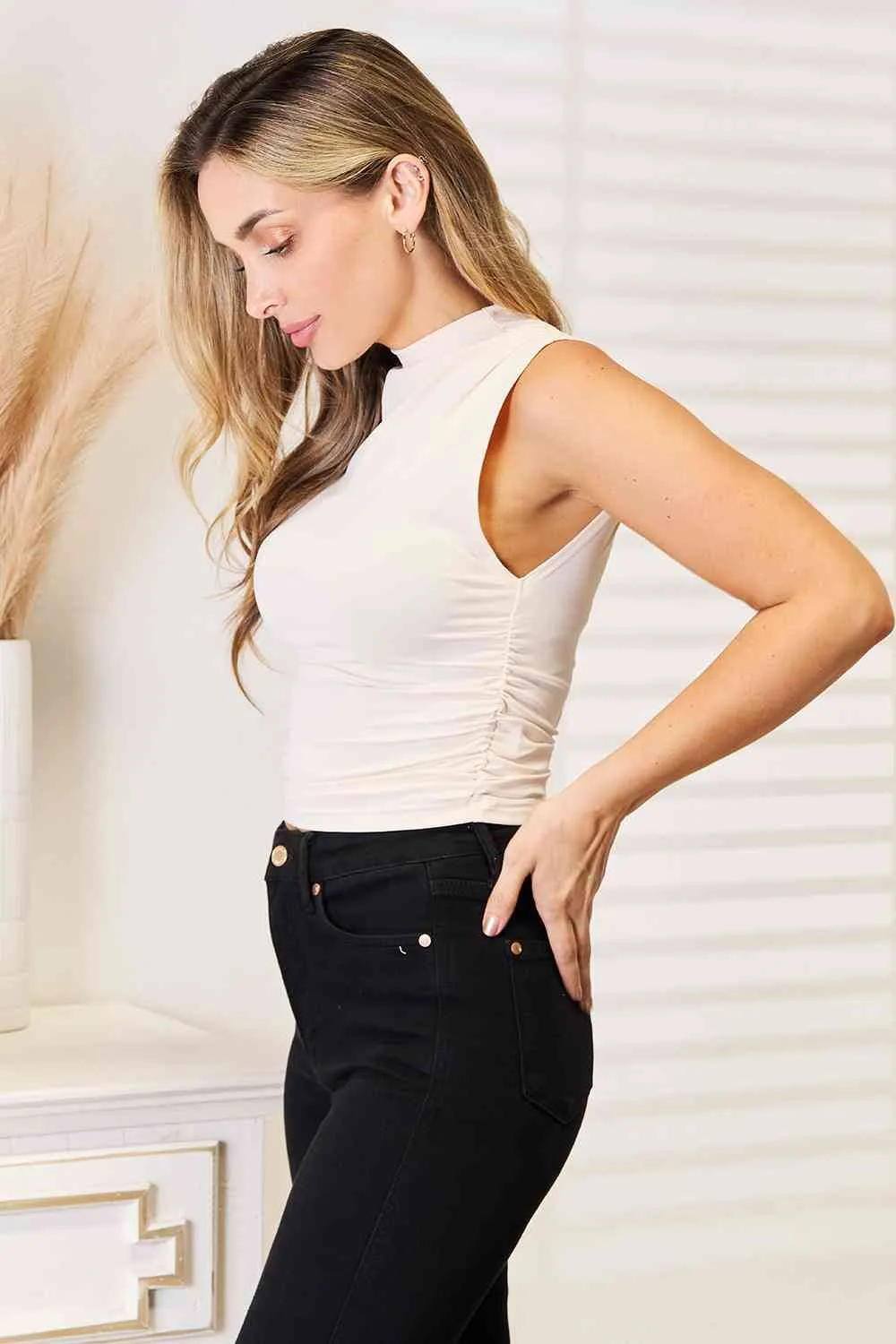 Chic Summer Mock Neck Ruched Cropped Tank for Fashion Lovers