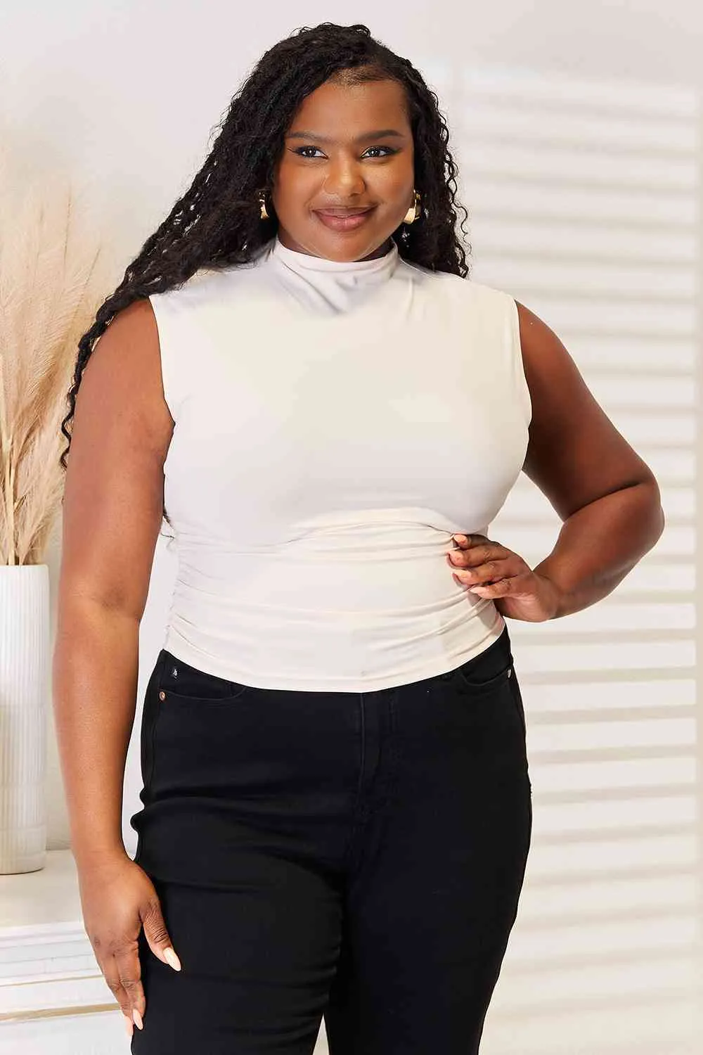 Chic Summer Mock Neck Ruched Cropped Tank for Fashion Lovers