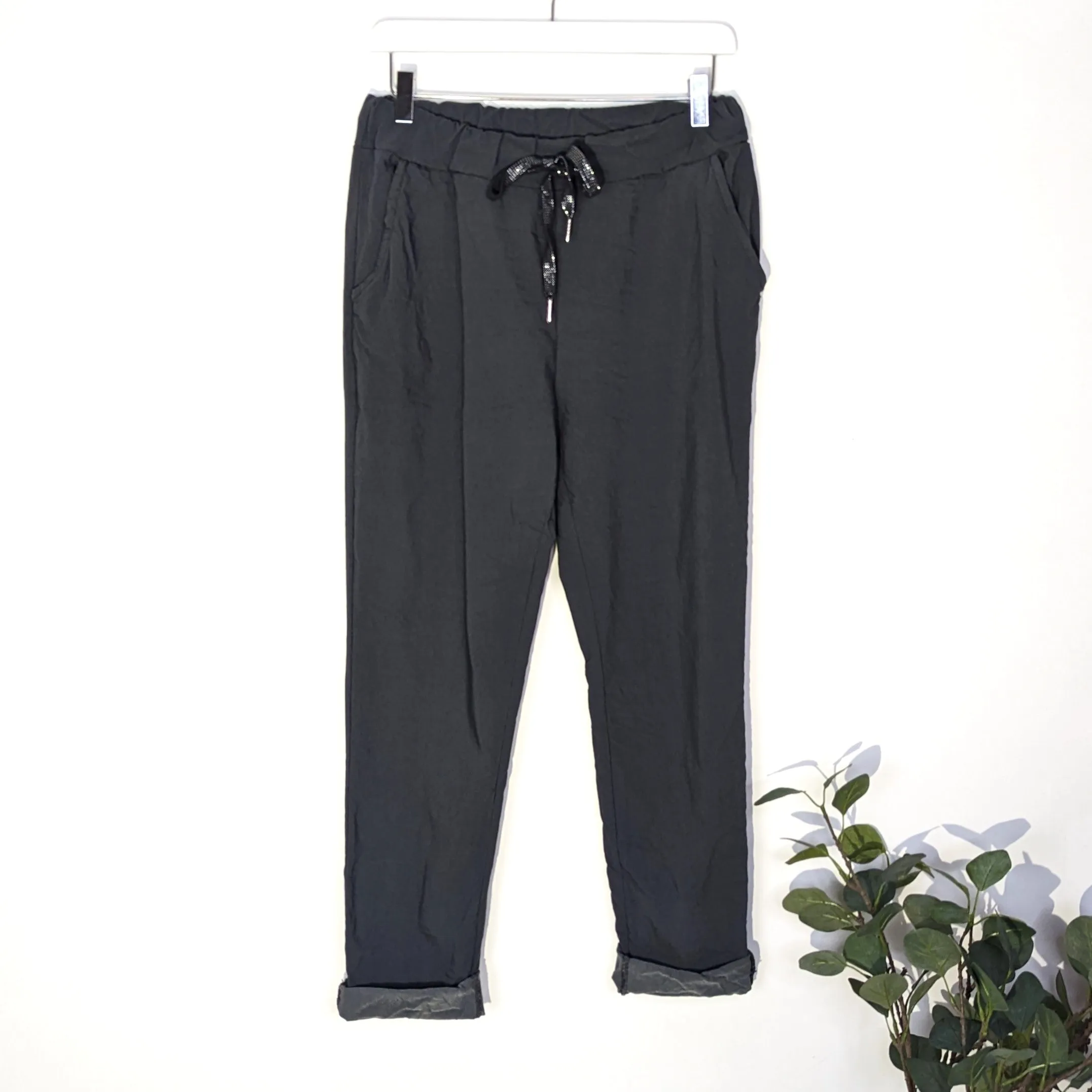 Classic magic trousers (M-XL)