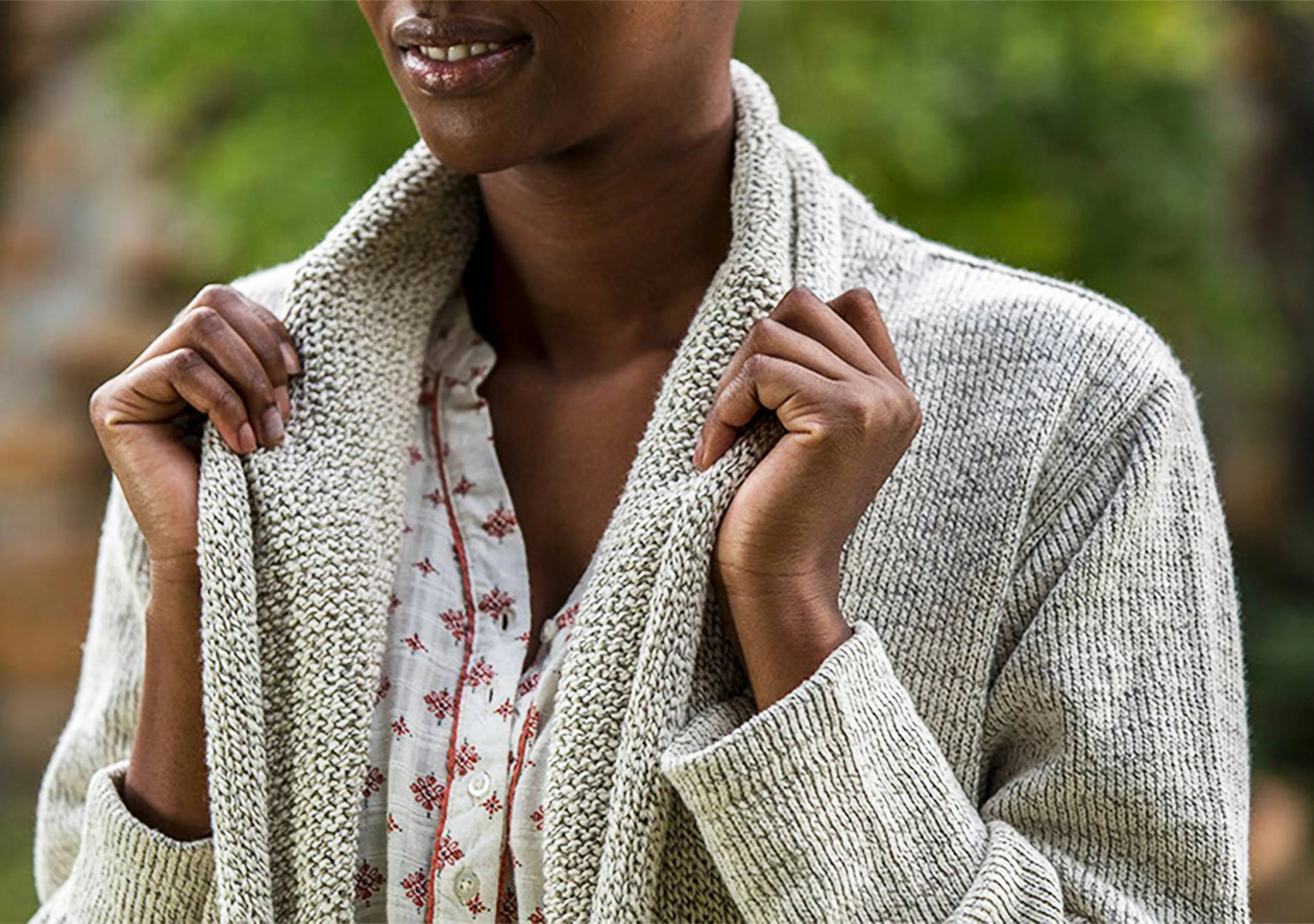 Cotton Girls Long Sleeved Knit Cardigan Sweater With Pockets