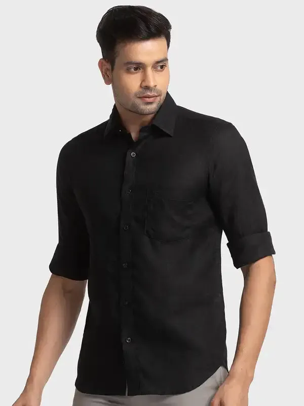 Men Black Tailored Fit Piece Dyed Linen Full Sleeve Shirts