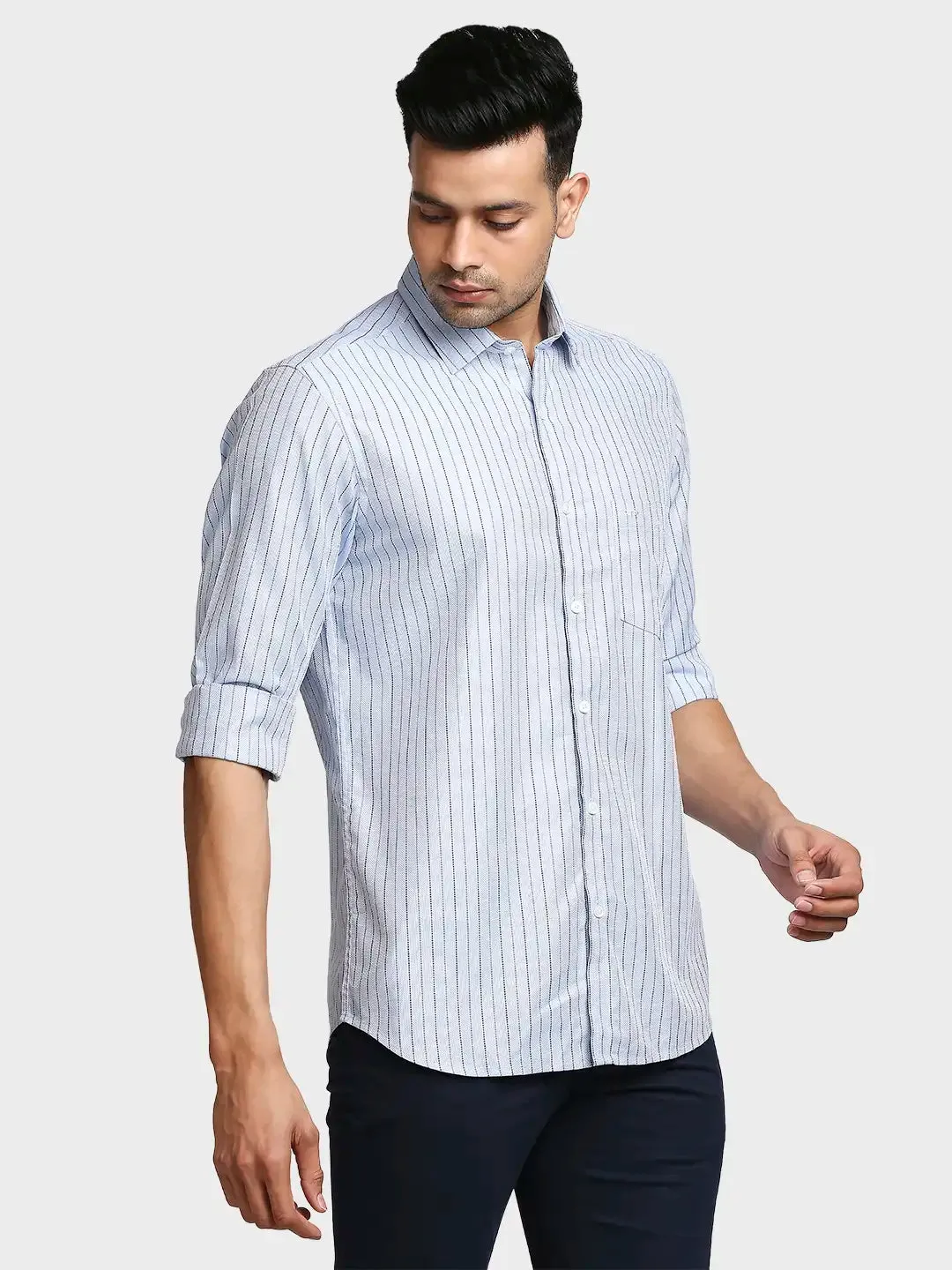 Men Blue Tailored Fit Dobby Stripe Cotton Full Sleeve Shirts